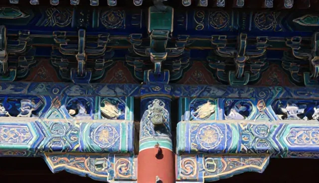 商铺装修施工中使用与维护建议